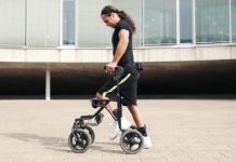 Histórico: tres parapléjicos volvieron a caminar con un implante electrónico