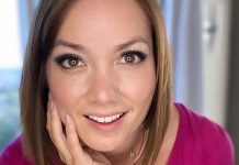 Pastora cristiana deja atrás su vida religiosa para convertirse en stripper