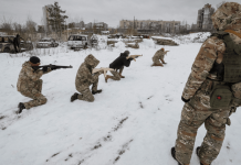 Embajada de México en Ucrania pide a connacionales mantenerse informados y valorar su presencia en ese país