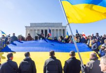 Tras discurso de Putin, EU alista sanciones a provincias separatistas de Ucrania