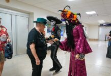 Mazatlán le da la bienvenida al turismo canadiense