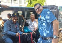 Club Rotario Mazatlá Norten entrega sillas de ruedas a personas que más lo necesitan