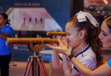 Alumnos del Instituto Anglo Moderno navegan en la historia en el Museo Casa del Marino