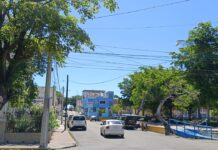 Vecinos de la calle Guillermo Nelson en el Centro cumplen más de 29 horas sin electricidad y denuncian abandono por parte de CFE