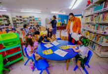Pequeños Lectores celebra la diversidad lingüística con la lectura ¡Es un zorro! En la Biblioteca Manuel Bonilla