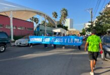 Marchan por Jesús y por la paz en Mazatlán