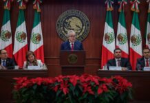 Rocha Moya entrega su cuarto informe y reafirma compromiso con la rendición de cuentas