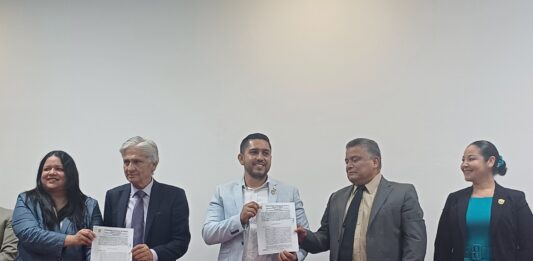 UAS y Colegio de Ginecología de Mazatlán sellan alianza para fortalecer la formación médica