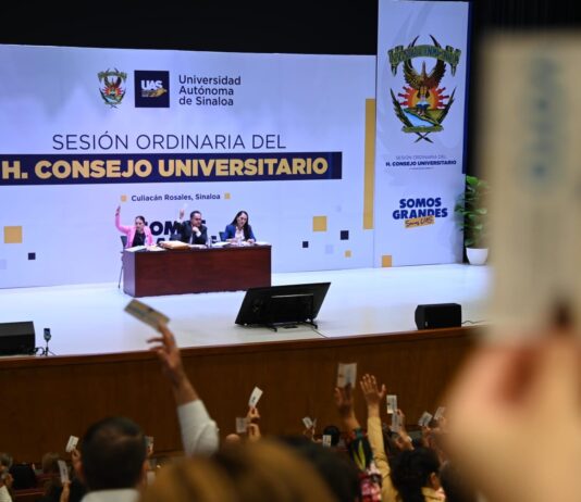 Rector Jesús Madueña Molina, toma protesta a los nuevos integrantes del H. Consejo Universitario para el periodo 2025-2027, con paridad, equidad y mayor representatividad estudiantil