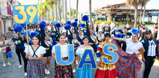 La UAS engalana el Malecón de Mazatlán en el Desfile del 20 de Noviembre 2025