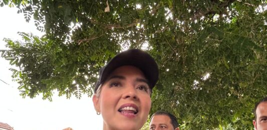 Mazatlán vive un fin de semana de triunfos con maratón y tenis internacional