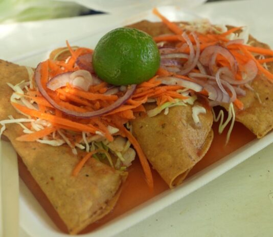 “Don Chayo”, dos décadas de sabor con sus tacos estilo Rosario