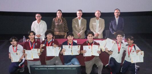 Premian a las y los ganadores de la Olimpiada Sinaloense de Informática 2024-2025