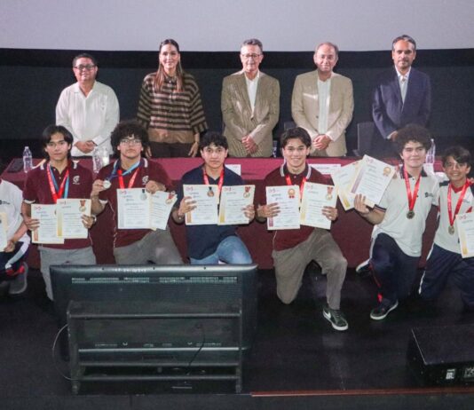 Premian a las y los ganadores de la Olimpiada Sinaloense de Informática 2024-2025