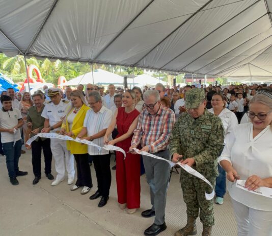 Paz y Seguridad También se Brindan con Programas de Bienestar e Inversiones que Generan Empleo, dijo el Gobernador Rocha