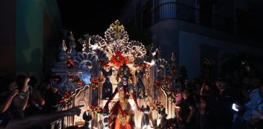 Espectacular la Callejoneada «Una Noche de Esperanza» rinde homenaje al Día de Muertos y congrega a miles en el Centro Histórico