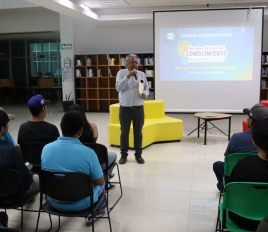 En la Universidad Tecnológica de Escuinapa, clausura rector la Semana Estatal del Conocimiento 2025.