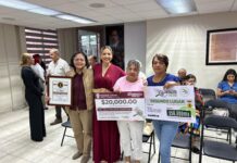 Vecinas de Villa Galaxia ganan premios estatal y nacional de Contraloría Social por vigilancia de obra