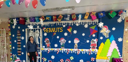 Celebran espíritu navideño con temática de Snoopy en la Primaria Sebastián Lerdo de Tejada
