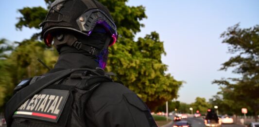 Refuerzan autoridades despliegue operativo de seguridad por Nochebuena y Navidad en comercios y zonas habitacionales de Sinaloa