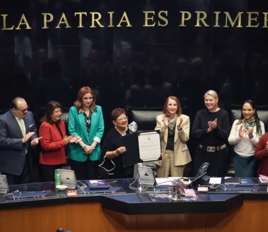 Ernestina Godoy rinde protesta como nueva titular de la FGR