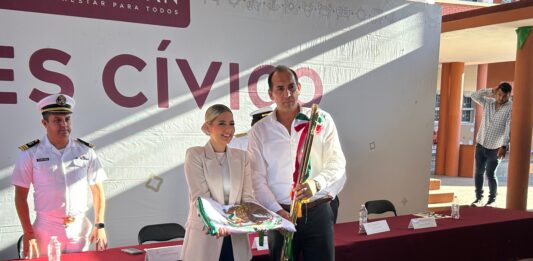 Mazatlán celebra Lunes Cívico en la Primaria General Ángel Flores