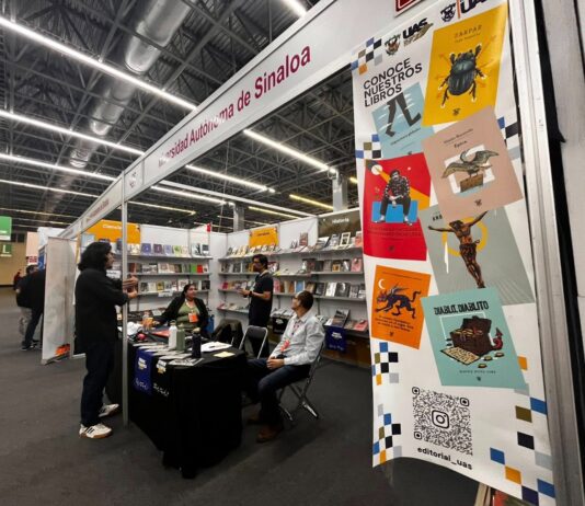 La UAS consolida su liderazgo editorial en la Feria Internacional del Libro de Guadalajara 2025; sella acuerdos de coedición y supera expectativas