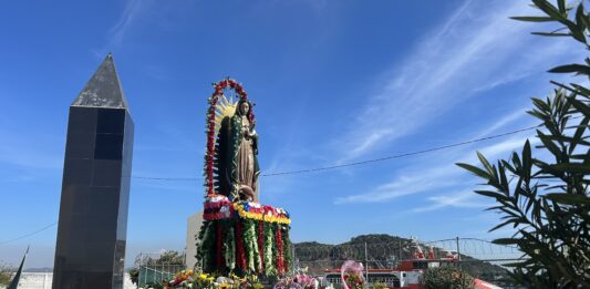 La Virgen de La Puntilla reúne a cientos de creyentes este 12 de diciembre
