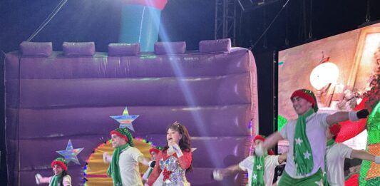 Tatiana hace cantar a Mazatlán con su show navideño