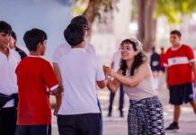 Alumnos de la Secundaria Lázaro Cárdenas viven una inmersión artística con «Cultura en Movimiento»