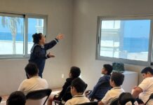 Niños de Villa Unión asisten al 7° Festival “Güilo Mentiras” en Casa del Marino