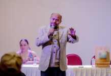 Con éxito, el escritor porteño Jesús Antonio Reyes del Ángel presenta en Casa Haas “El Sendero Místico a través de las Artes Marciales”