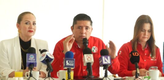 Los Gobiernos de Morena “Se Acaban el País”, dijo el Líder Estatal del PRI, César Emiliano Gerardo