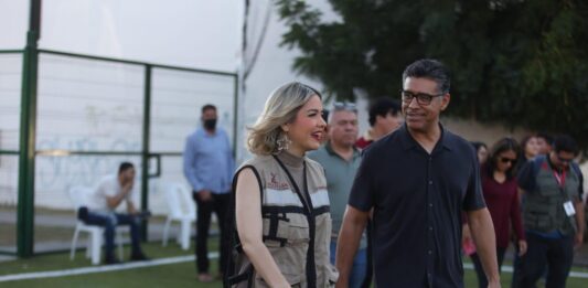 Entrega Estrella Palacios rehabilitación de cancha de futbol 7 de la colonia López Mateos