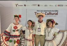 Estudiantes de preparatoria de El Rosario destacan en competencias académicas nacionales y estatales.