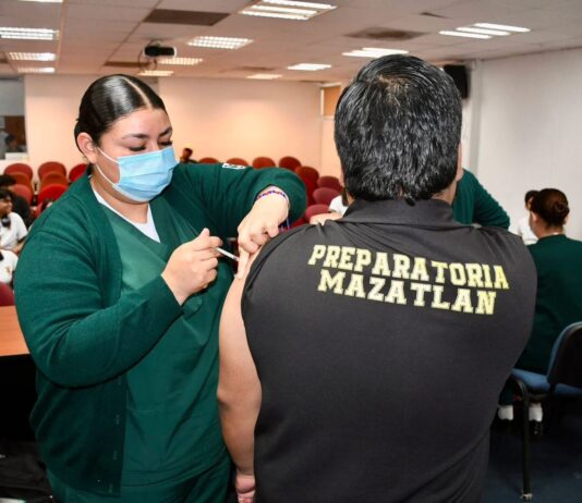 Promoviendo la prevención para la salud, la UAS Inaugura jornada de vacunación en las preparatorias
