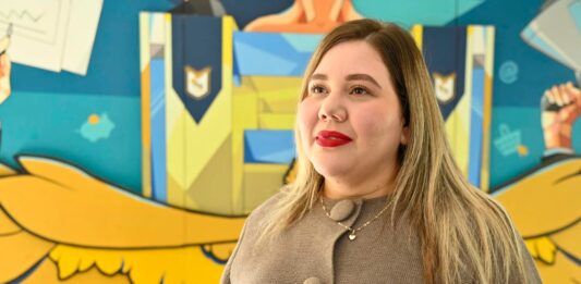 ¡Orgullo universitario! Doctorante de la UAS expone investigación sobre tributación ambiental en Congreso de la Universidad de Salamanca, España