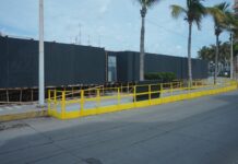 Avanza la logística del Carnaval de Mazatlán con baños y pendones