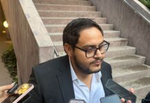 Luis Antonio Ríos “Momo” diseñará por primera vez el vestido de la Reina del Carnaval