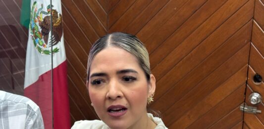 Dos personas lesionadas tras incendio en abarrotes