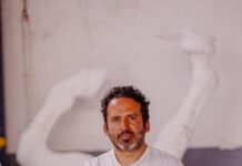 Ocean Rodríguez avanza en la creación de las carrozas reales