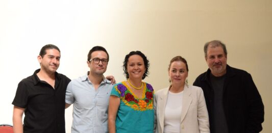 Rock sinfónico, danza y espíritu de libertad se encuentran en Revolution