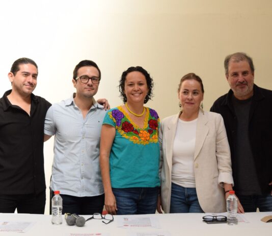 Rock sinfónico, danza y espíritu de libertad se encuentran en Revolution