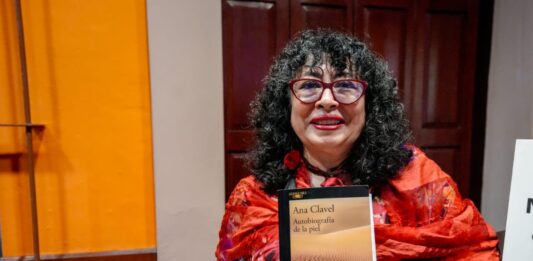 Ana Clavel y la poética del cuerpo: “Autobiografía de la piel” consagra el Premio Mazatlán de Literatura 2026