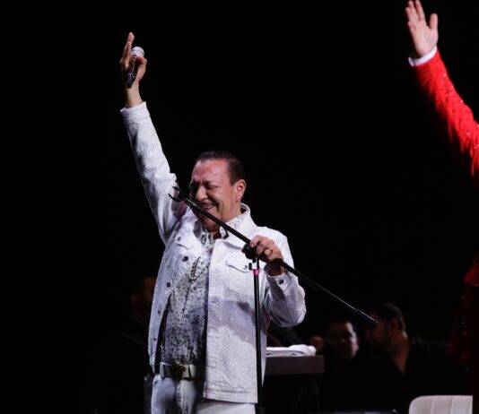 El hijo pródigo volvió a casa: Julio Preciado hizo vibrar Olas Altas en este lunes de Carnaval 🎺