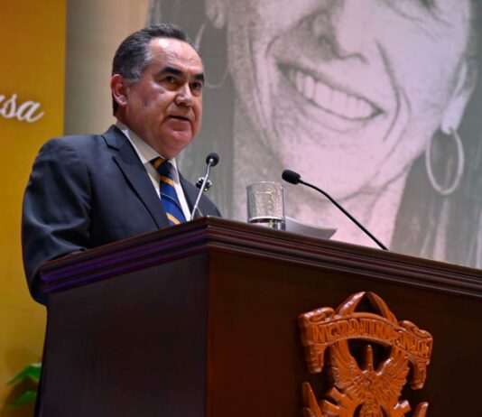 Entrega de Doctorado Honoris Causa a las científicas Annie Pardo Cemo y Rosaura Ruiz Gutiérrez, reflejo del quehacer y esencia de la Universidad