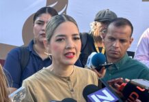 Ayuntamiento e INAH revisan restauración de la fachada del Palacio Municipal tras pintas del 8M