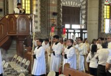 Celebran Misa Crismal y bendición de óleos en Catedral de Mazatlán
