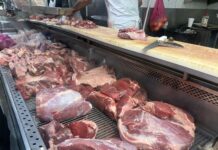 Venta de carne disminuye un 30% los viernes de Cuaresma en el Mercado Pino Suárez