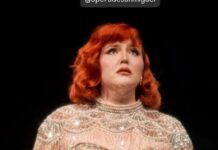 Rosa Ferreiro conquista el Concurso San Miguel XVII y obtiene el Premio “Maestro Jhon Bills”